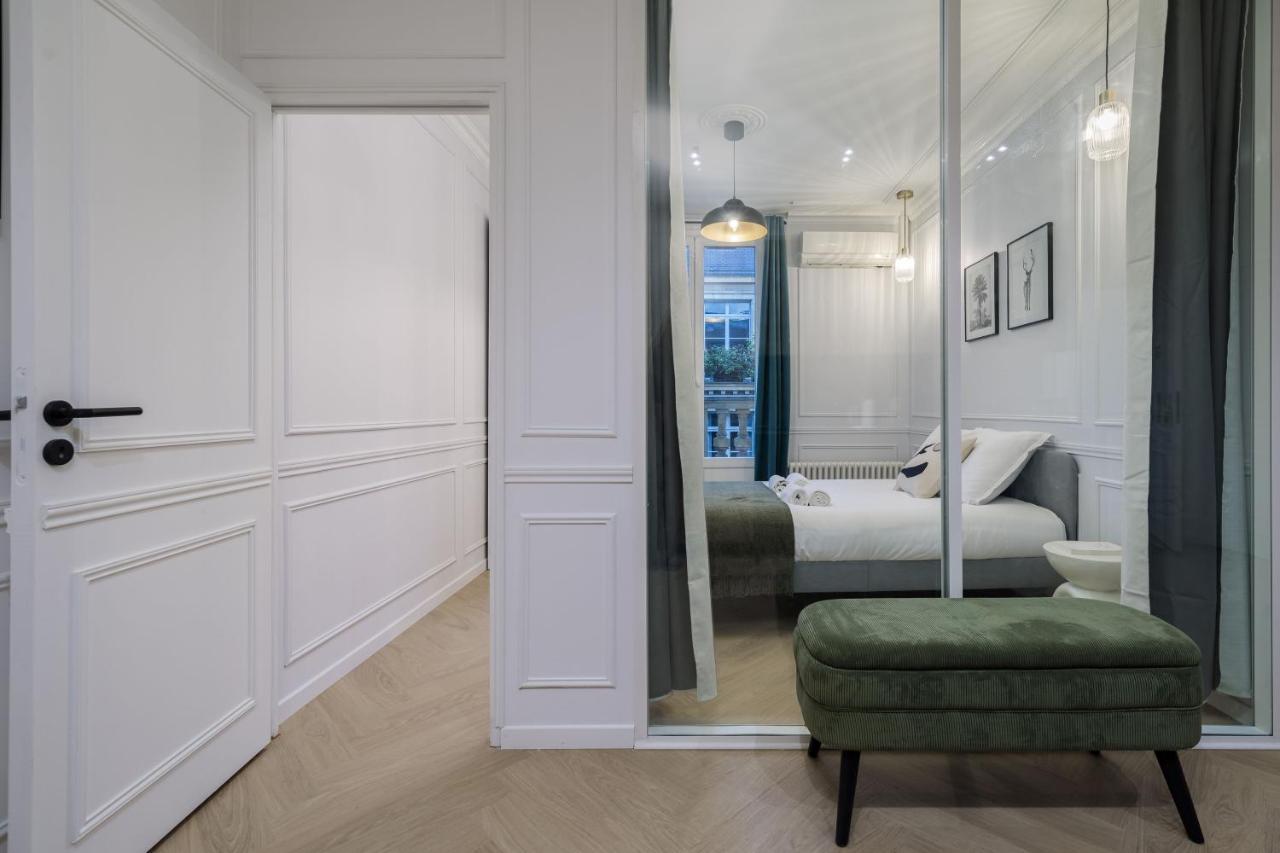 Poetic Stay - Champs Elysees Paris Exterior foto